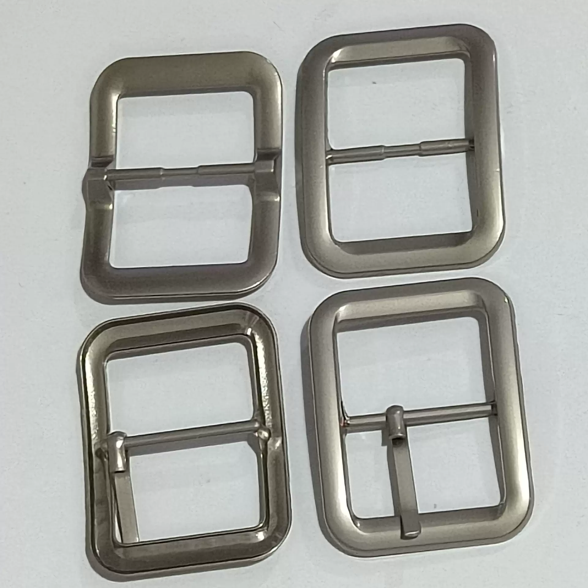 锌合金日字扣工厂直供批发电镀色五金箱包服饰配件皮带扣