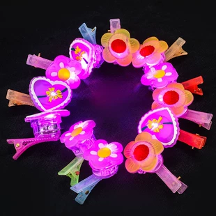 Светящиеся заколки с мультяшными фигурками LED