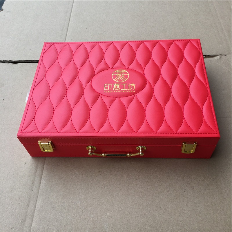 厂家生产 /皮质保健品包装盒  皮质绣花红色化妆品礼盒   零食礼