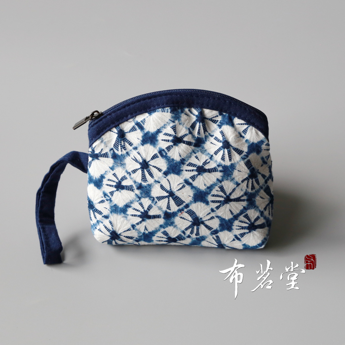 파란색과 흰색 고밀도