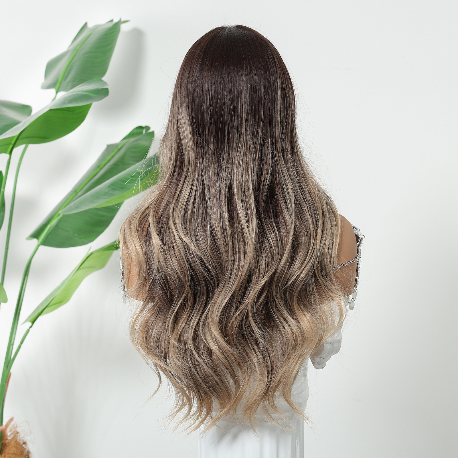 Peluca de moda para mujer, estilo transfronterizo, con raya en medio, castaño degradado, cabello largo rizado, ondas grandes, fibra mate resistente al calor, peluca completa.