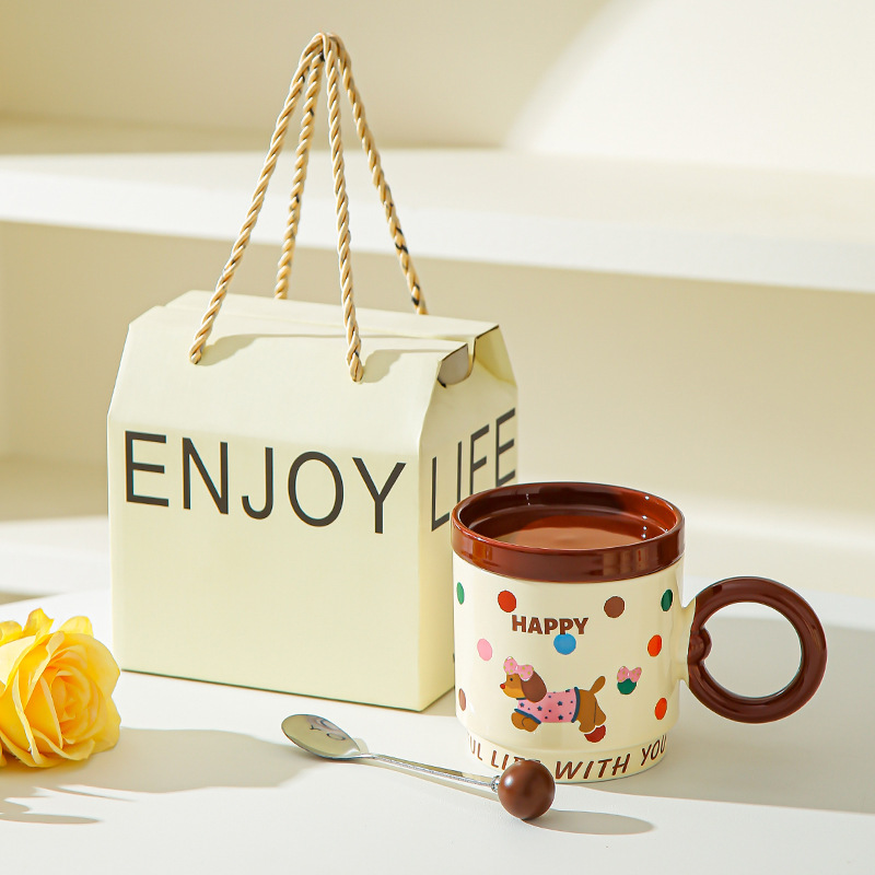 Taza de dibujos animados creativa con tapa de taza de cerámica para parejas de chicas taza de agua acompañante regalo de alto valor facial taza de marca conjunto doméstico