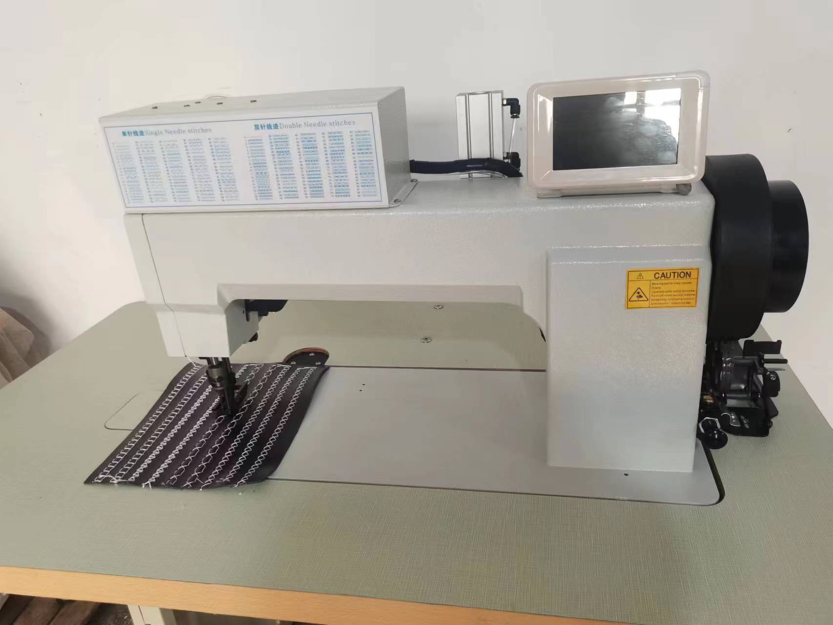 沙发厂、家具厂、座垫厂、皮革花式机，多种花样缝纫机，内存200