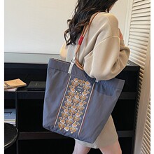 ���������ذ�Ů�����������r�����ٴ��y��ˇ���̽��μ����