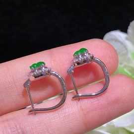 翡翠项饰;翡翠手饰;天然珍珠项饰