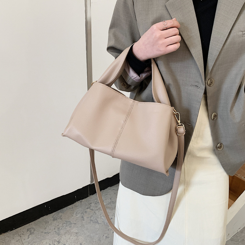 Borsa a spalla donna cloud dumpling stile francese elegante_voghion.com