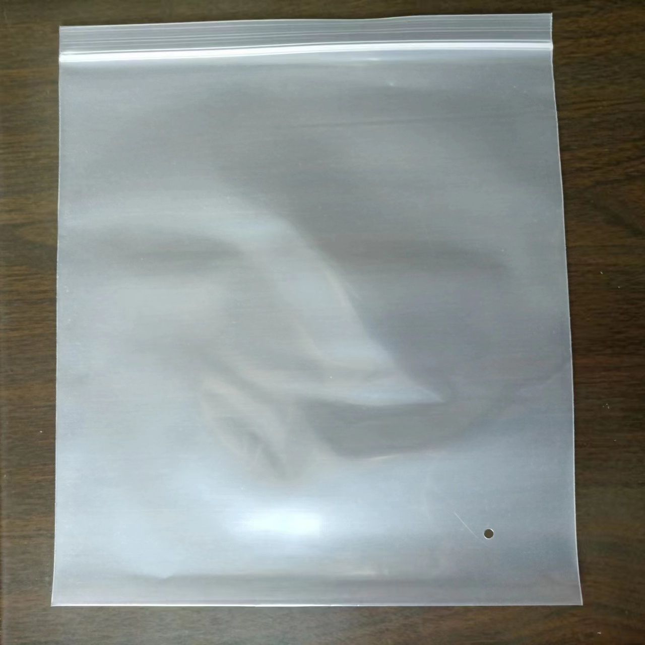 现货批发PE印刷封口袋 pe骨袋 自粘袋自封口袋格子袋东莞胶袋