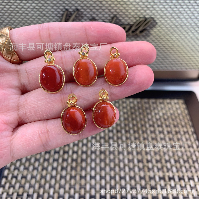 厂家批发 天然川料南红简约吊坠 S925银镶嵌