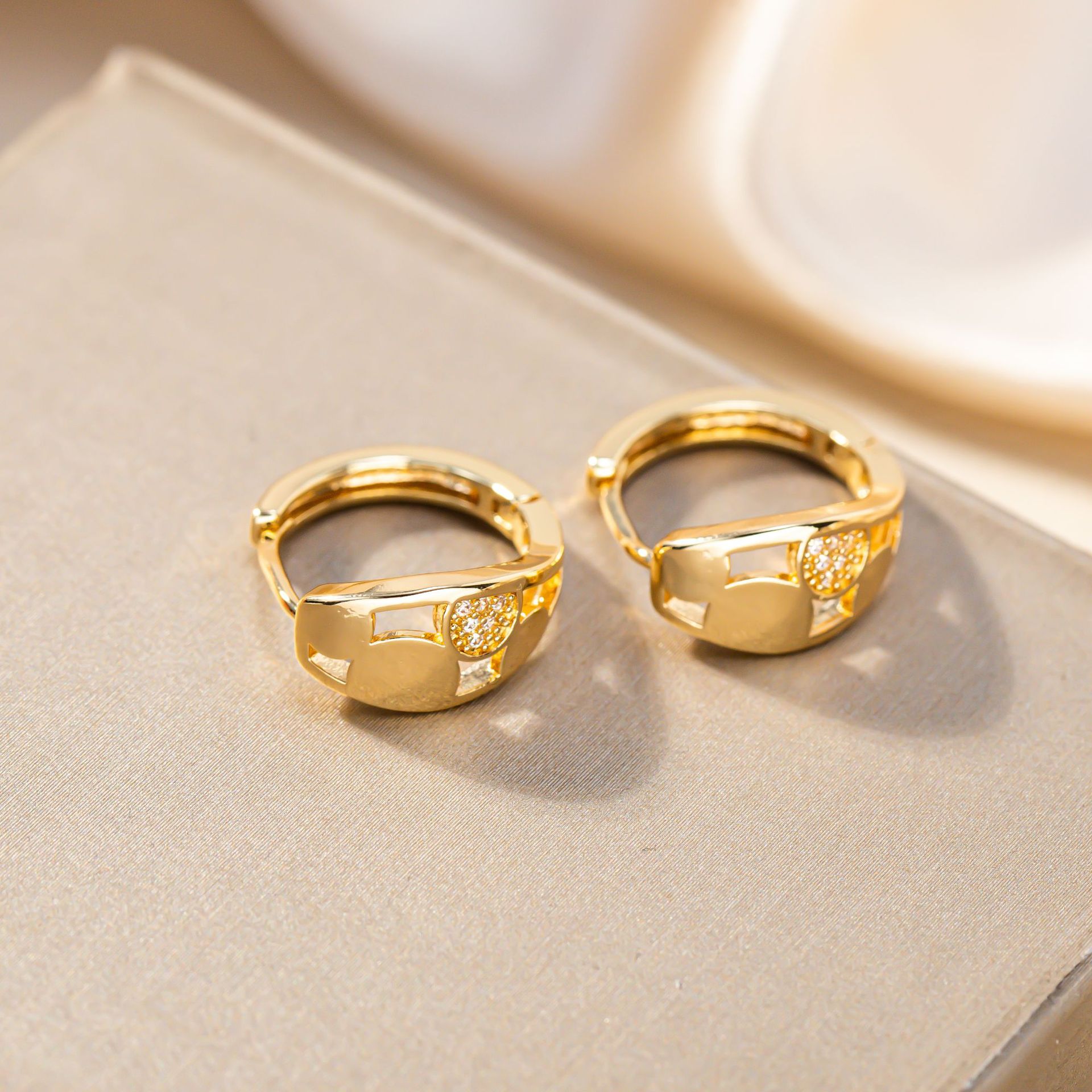 fashionable elegant golden minimalistic design earrings