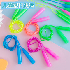 子供用プラスチック縄跳び初心者アウトドアフィットネス幼稚園学生イベントプレゼント縄跳び工場価格卸売り