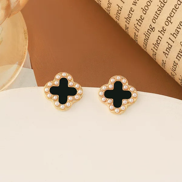 Cross earrings cold style high-grade retro earrings women's fashion all-match earrings Silver Needle New punk style