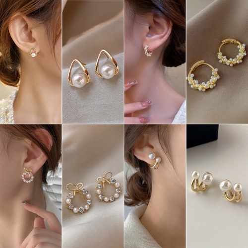 S925 Silver Needle Korean Version Pearl Earrings with a Touch of Luxury, Simple and Elegant, Micro-Embedded Diamond Flower Stud Earrings for Women,  New Arrival