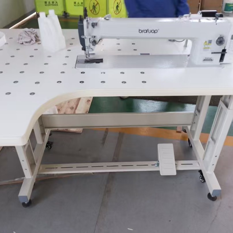Nuevo equipo largo brazo grueso material síncrono máquina de coser de cuero máquina de coser industrial máquina gruesa especial