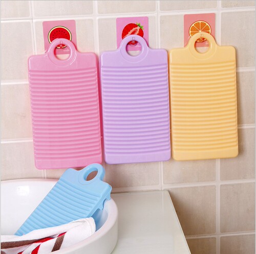 Hanging anti-slip plastic thickened washboard mini laundry washboard hand-held small washboard distribution and wholesale