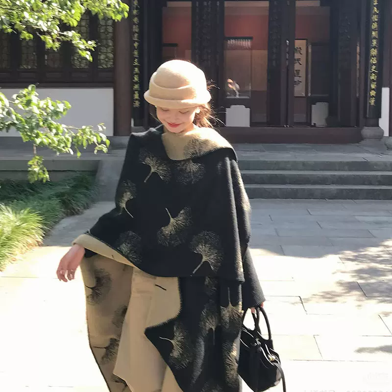中国风银杏叶披肩女外搭仿羊绒披风高级感斗篷加厚披肩毯保暖围巾