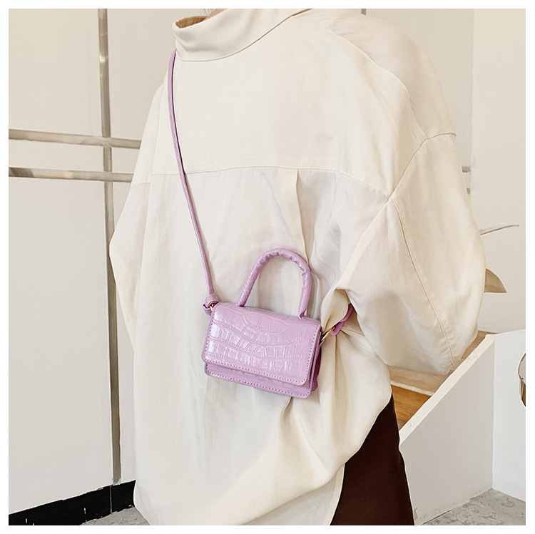 Korean Fashion Mini Casual Messenger Shoulder Bag display picture 17