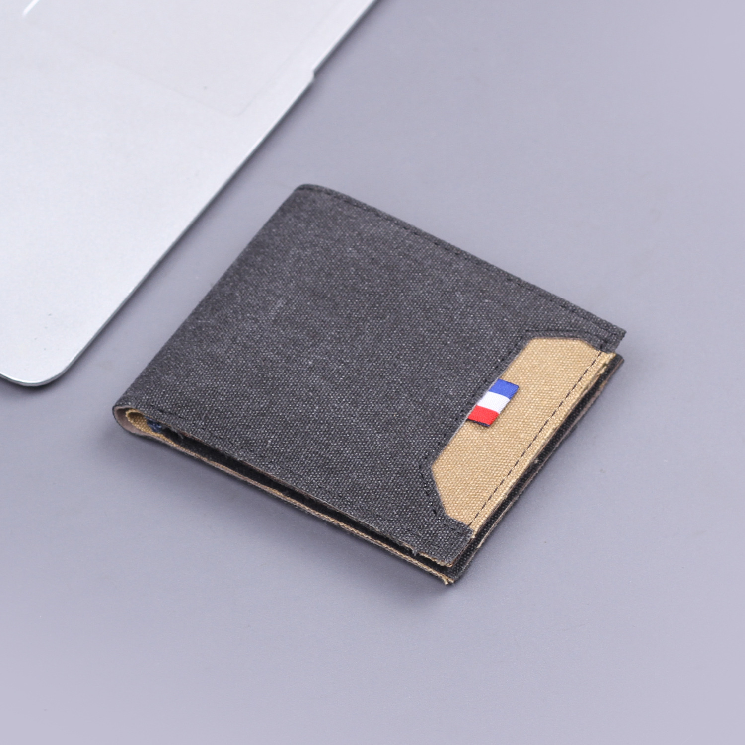 13.824 negro horizontal