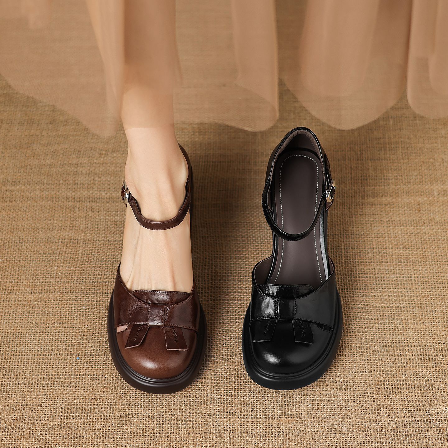 Sandal cao gót nữ mũi hở quai ngang gót vuông 7 cm — màu nâu