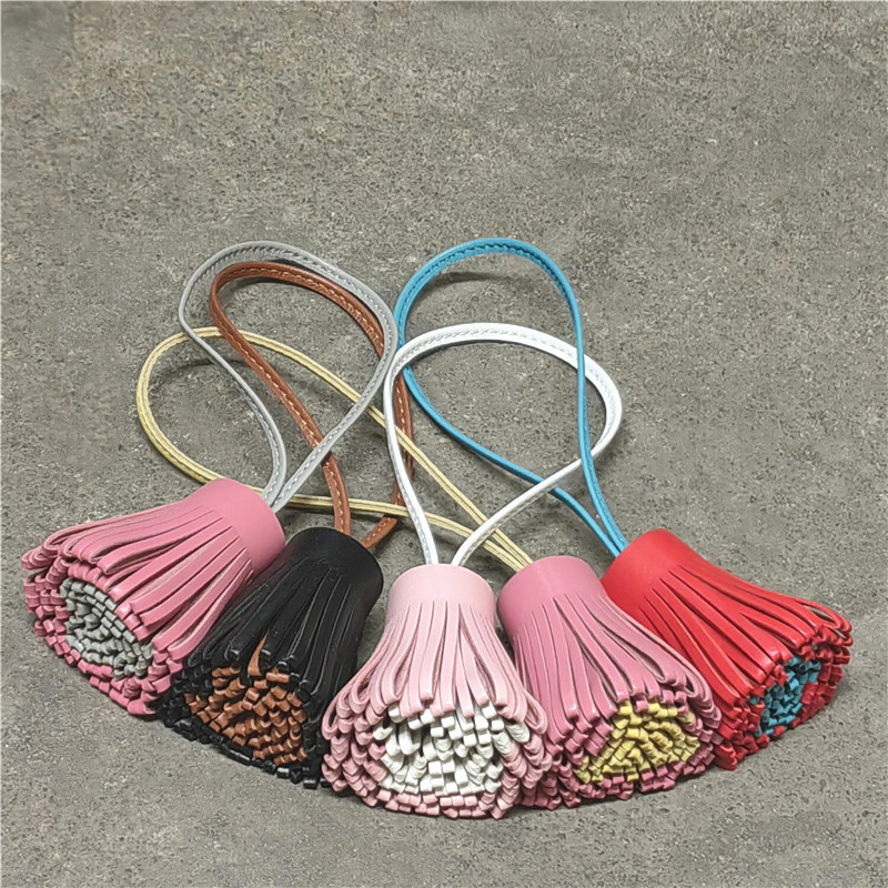Joker Long Rope Grass Skirt Sheepskin Tassel Bag Pendant Women's Bag Hanging Jewelry Can Be Gifts Car Pendant Joker Long Rope Grass Skirt Sheepskin Tassel Bag Pendant Women's Bag Hanging Jewelry Can Be Gifts Car Pendant