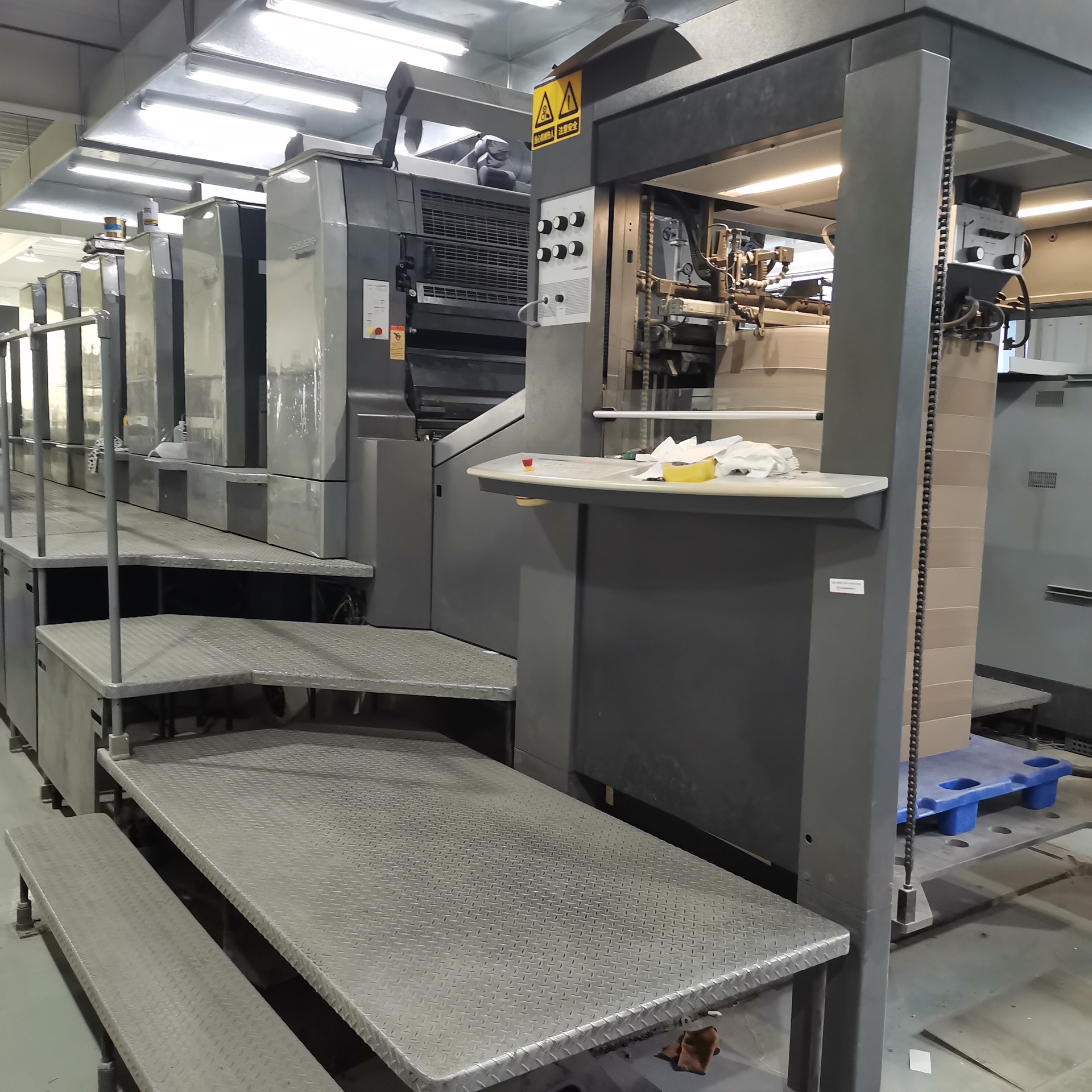 厂家定 制中纸FSC纸森林保护认证铜版纸白卡纸扣纸包装纸包装盒