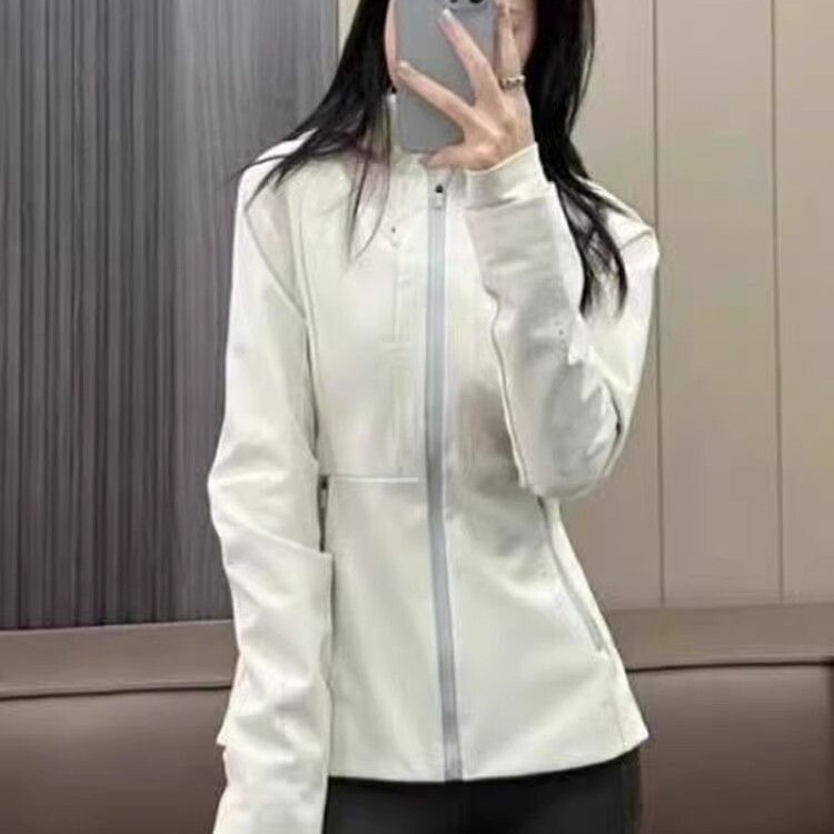 Slim Fit Stretch Soft Shell Jacket for Women, Spring and Autumn Thin Yoga Material Waist-Cinching Sports Jacket