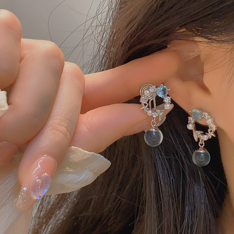 1 Pair Elegant Lady Geometric Plating Inlay Copper Zircon Drop Earrings display picture 1