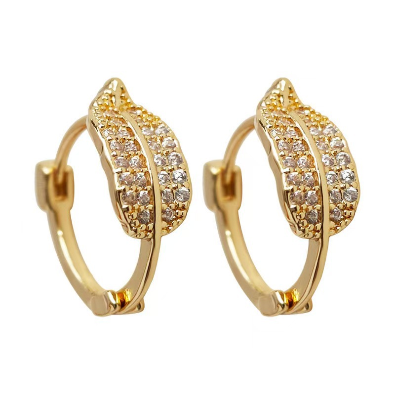 Precio especial nuevo estilo de alto valor facial temperamento simétrico completo de hoja de diamante auriculares minimalistas lujosas de moda exquisitas y frías orejas image 6