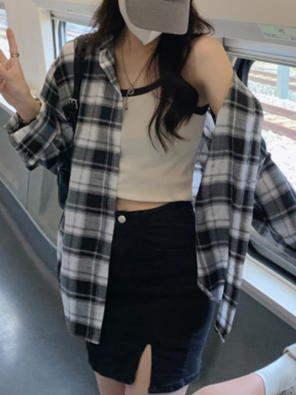 レトロな英倫風の緑の格子のシャツの上着の女性の春秋のカジュアルな百合のゆったりしている中の長さはシャツを重ねて着ます。|undefined
