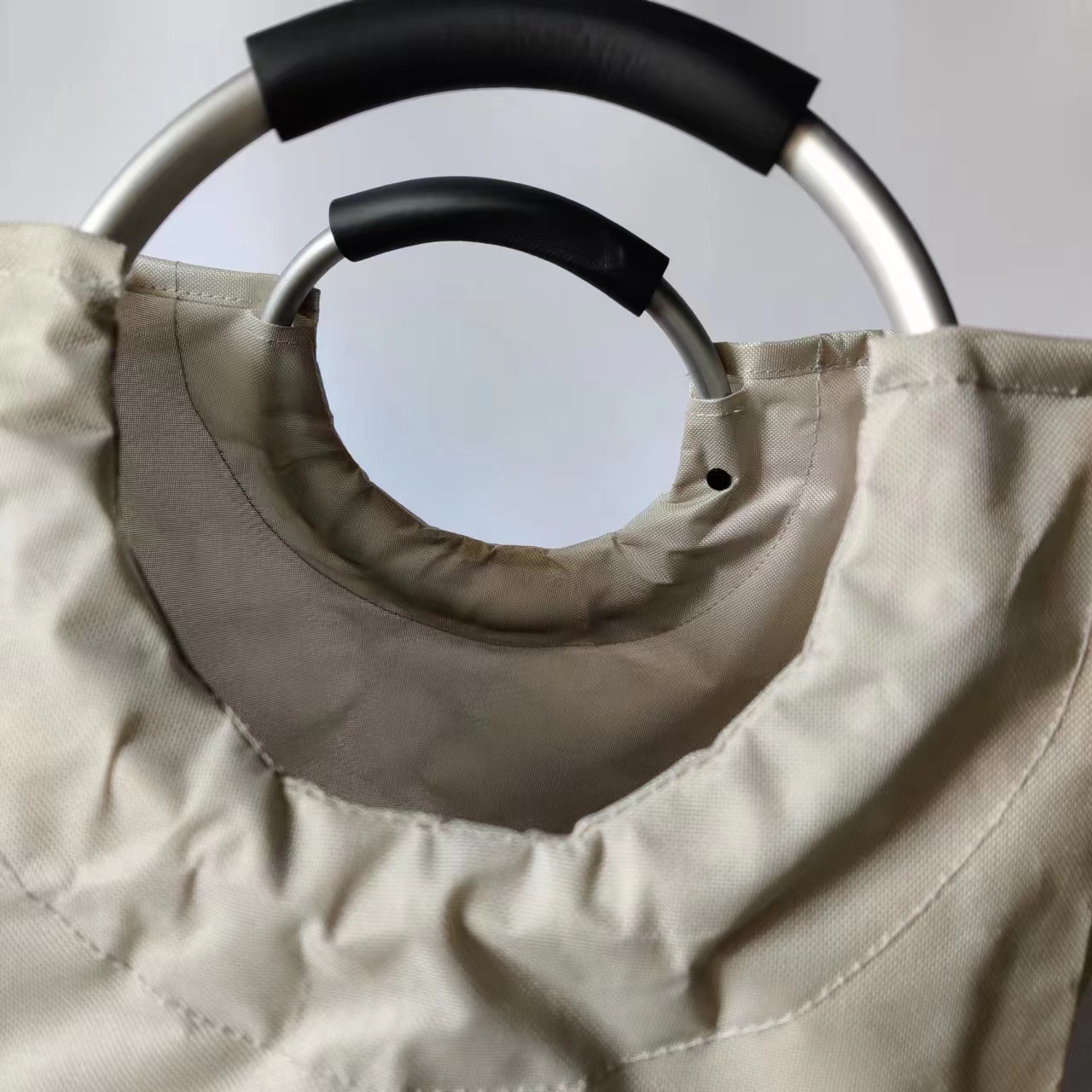 厂家批发铝合金购物袋手提手柄脏衣袋提手配件圆形铝管手环手提