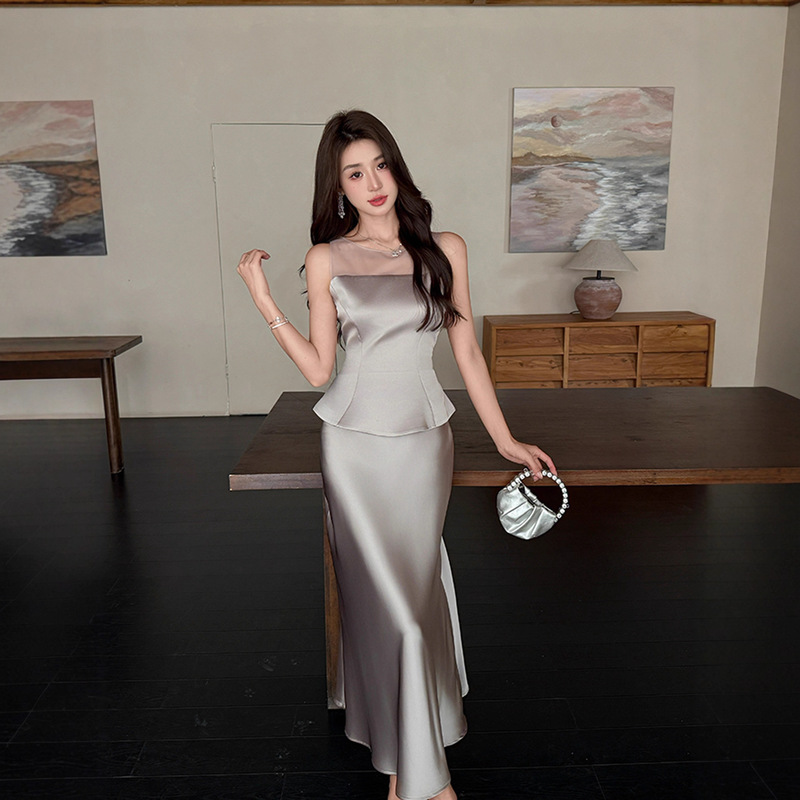 [Comfortable Curve] Temperament Cut Out See-Through Mesh Splicing Vest Top Women's Two-Piece Satin Half-Length Skirt
