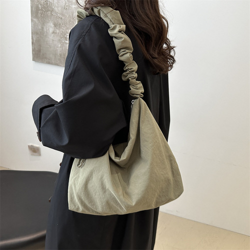 New Autumn Simple Pleated Tote Bag, Fashionable, Fresh, Literary, Korean Version, Hand-held, Single Shoulder, Underarm Bag