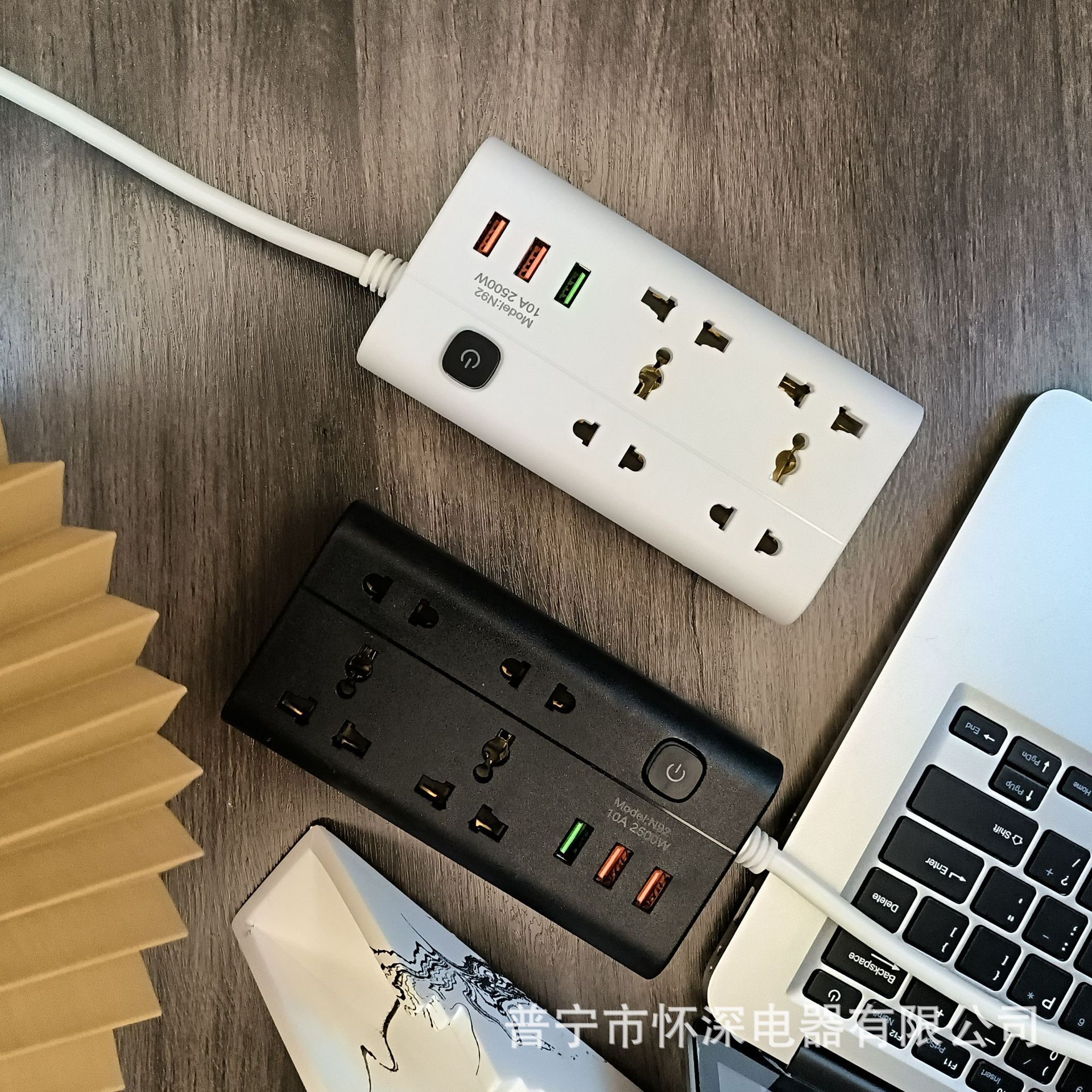 3USB N92 # innovador multi-posición agujero multifuncional toma de carga USB Ghana Kenia Nigeria.