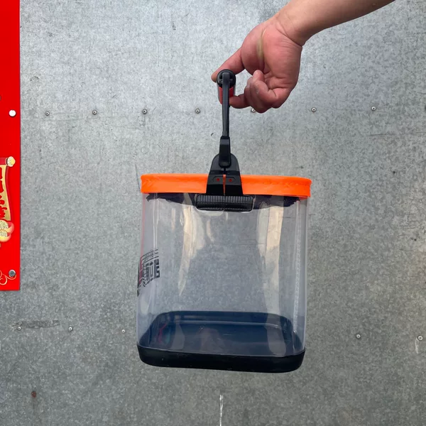 Thick-bottomed bucket transparent thickened bucket with handle and lid thickened wear-resistant bucket with portable bucket fishing tackle