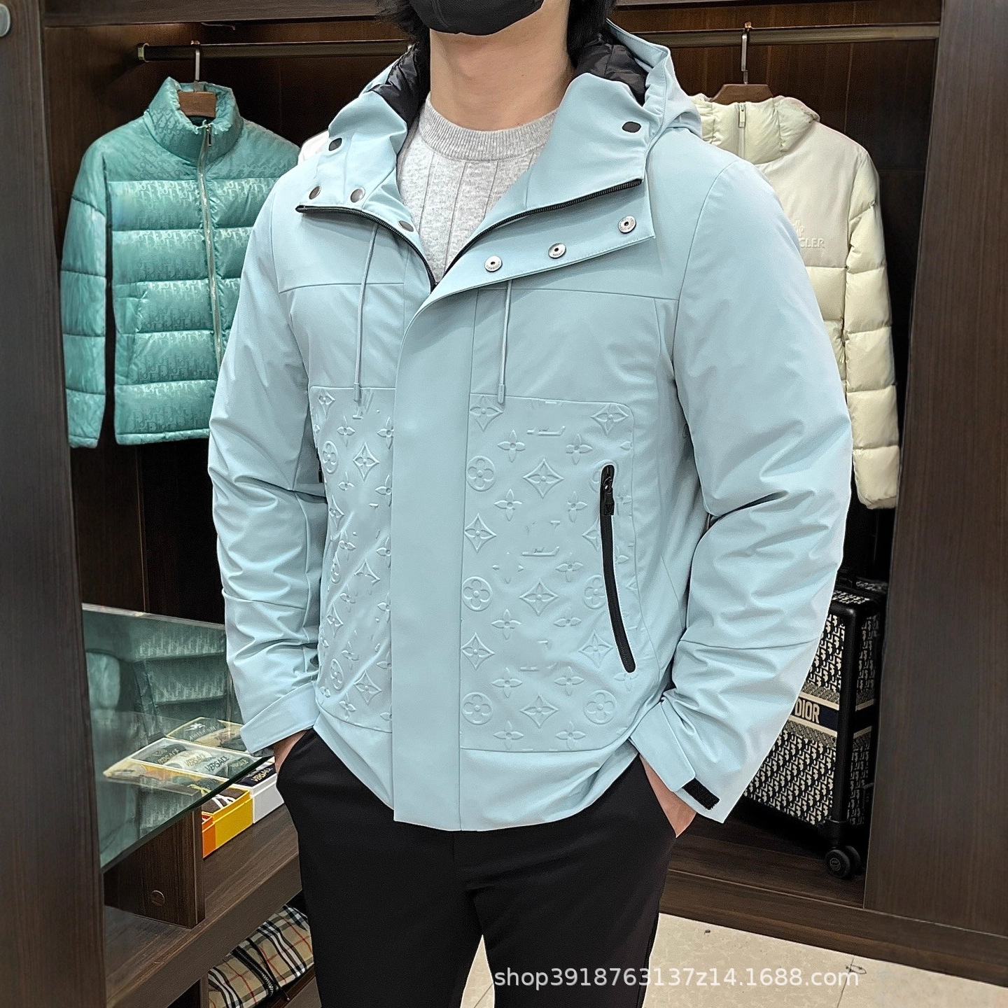 Popular Lujia 90 Velvet 25Ss Autumn and Winter New Men's Presbyopic Logo Jacquard Hooded down Jacket Fashion Jacket