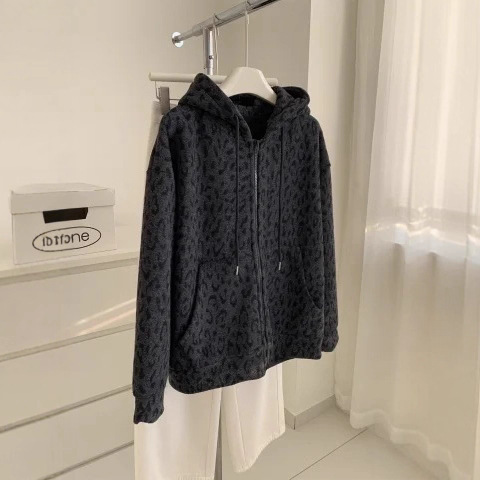 Korean-Style Fleece-Lined Hoodie Jacket for Women, Stylish Retro Dark Gray Leopard Print Hooded Cardigan for Winter Korean-Style Fleece-Lined Hoodie Jacket for Women, Stylish Retro Dark Gray Leopard Print Hooded Cardigan for Winter