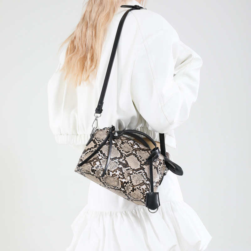 Bolso de textura transfronteriza 2025 primavera y verano nuevo bolso femenino personalizado bolso de hombro con estampado de piel de serpiente bolso de mensajero de color de contraste retro