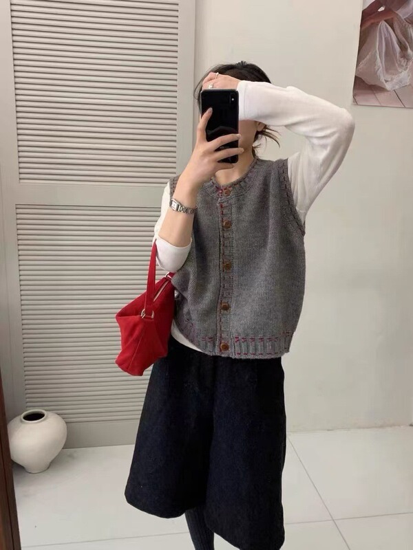 圆领撞色开衫针织马甲女春秋新款时尚休闲学院风减龄背心外套女|undefined