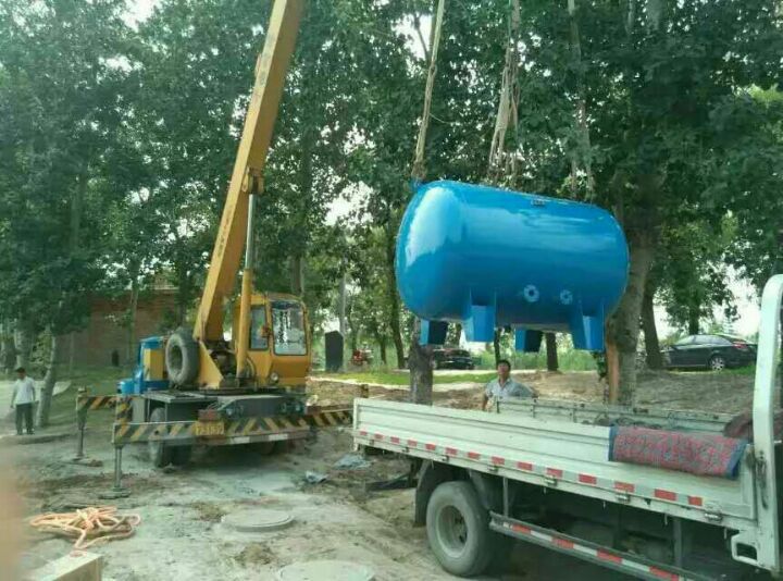 日兴无塔供水器压力罐家用增压储水箱高层平房酒店无负压设备