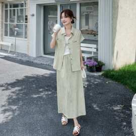 浅绿色收腰短袖衬衫半身裙一整套女夏日2026新款松弛感气质两件套