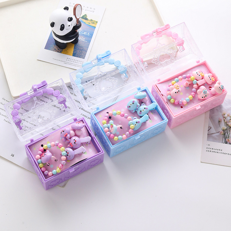 子供のかわいいアクセサリーのブレスレットのネックレスの皮筋の組み合わせのセットのプレゼントの箱の女の子の赤ちゃんの贈り物のアクセサリーの収納箱