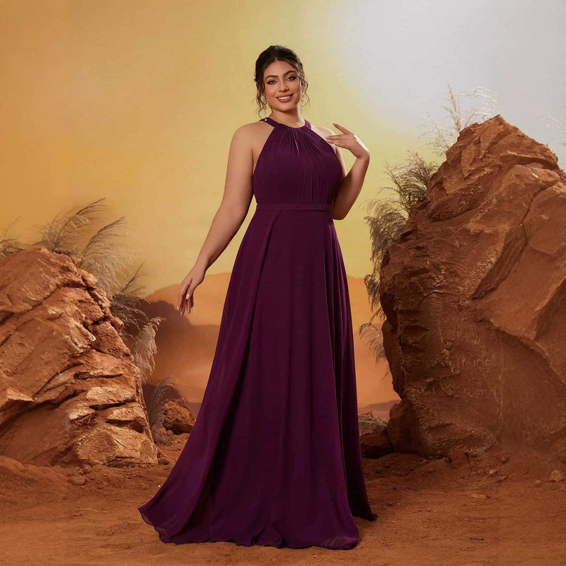 European and American Style Sexy Halter Neck Sleeveless Dress, Banquet Birthday Performance Evening Gown, High-End Purple Wedding Bridesmaid Dress European and American Style Sexy Halter Neck Sleeveless Dress, Banquet Birthday Performance Evening Gown, High-End Purple Wedding Bridesmaid Dress