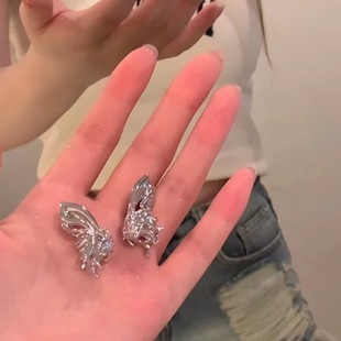 �������`���AŮ�o�������ǊAС���OӋ�и߼������L�������h