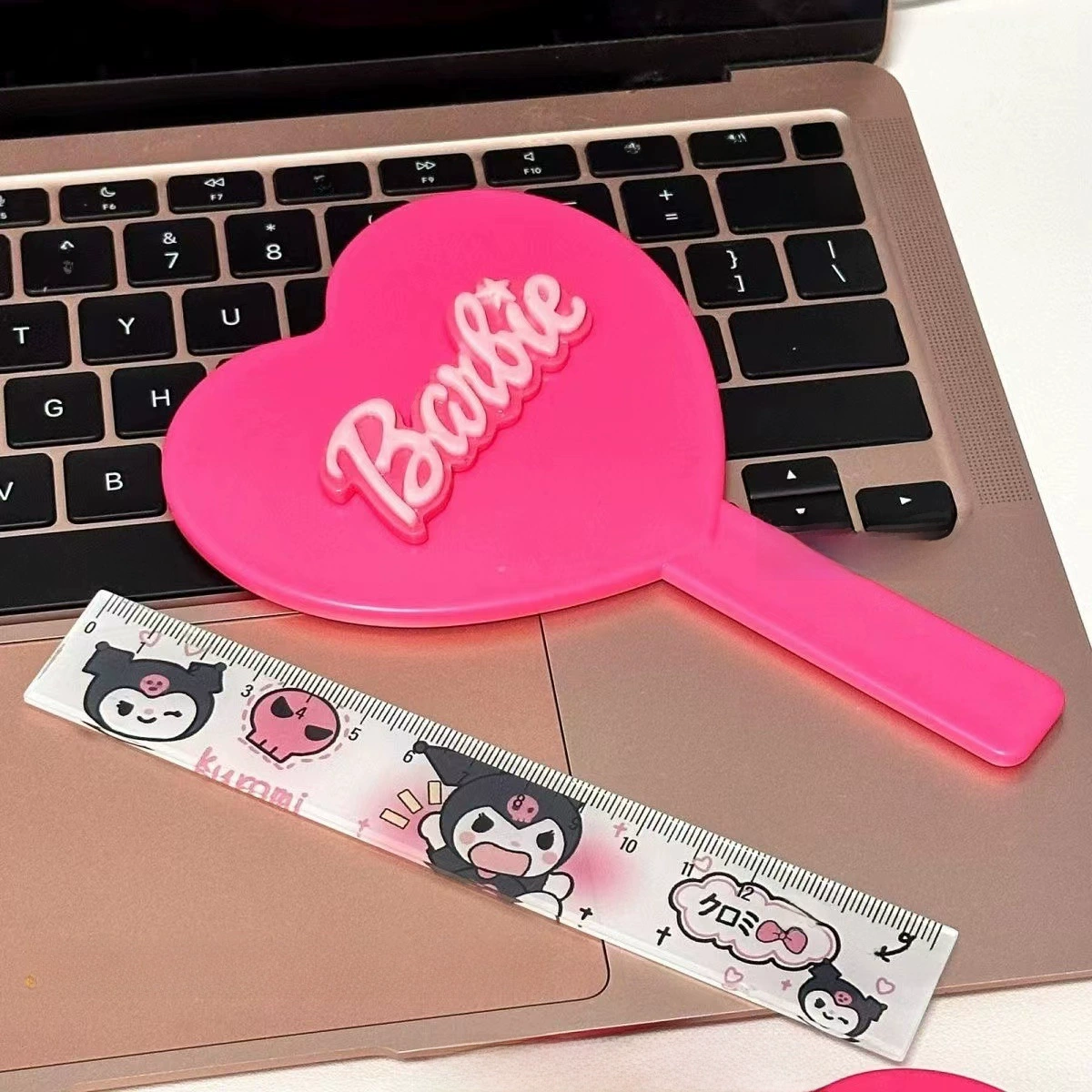 Handheld cute high quality mirror for princess for elementary school students