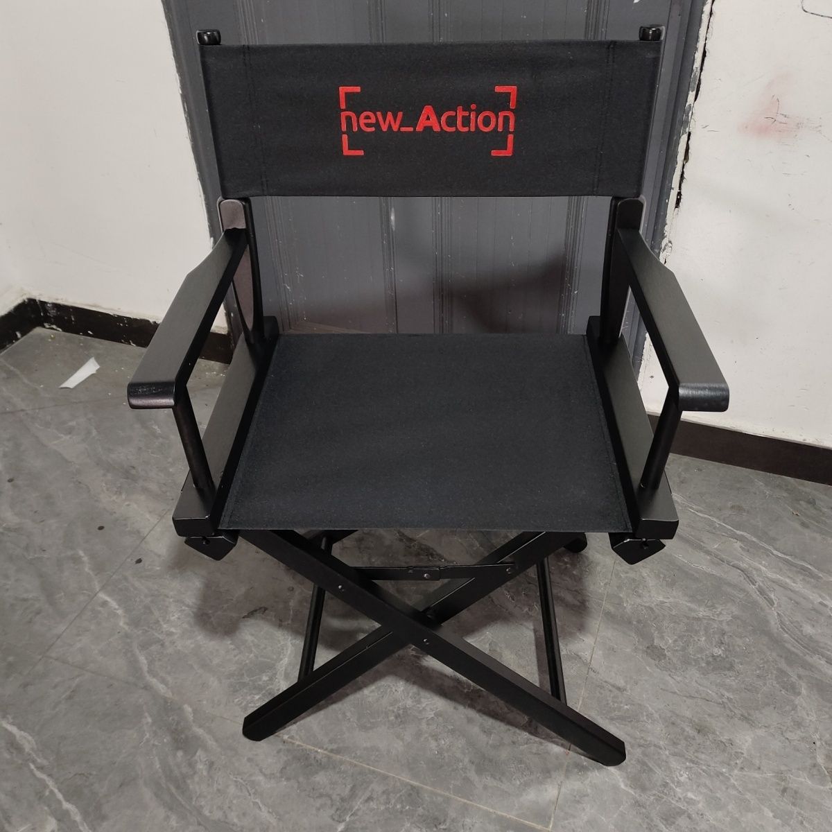 Silla de madera sólida silla de ocio silla de dormitorio silla de bar alto silla de fotos de red silla de empresa de exhibición de clavos taburete LOGO