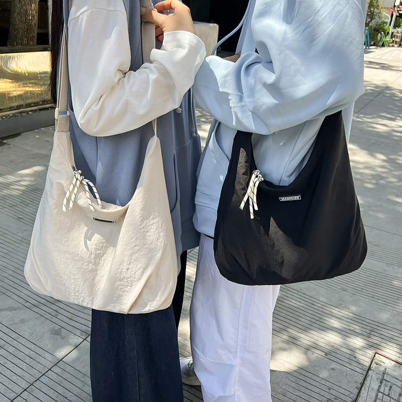 Nuevo bolso de mensajero de ocio de gran capacidad para mujer bolso de hombro ligero de viaje de nailon de todo fósforo, bolso de viaje para estudiantes, bolso de viaje