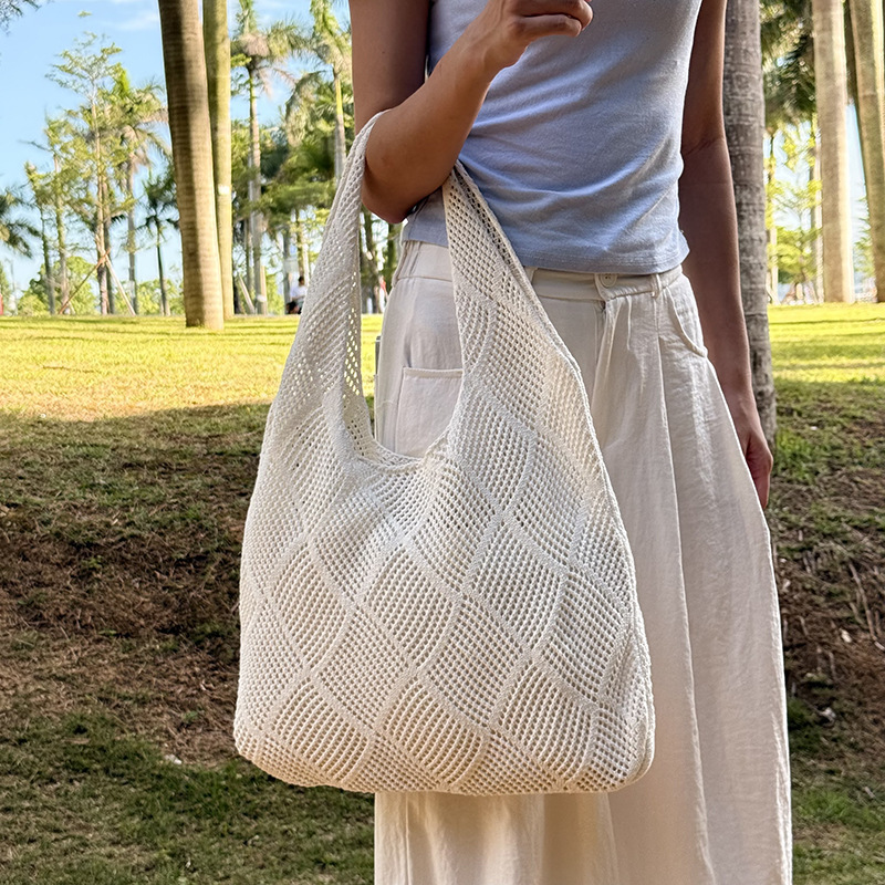 New Rhombus Knitted Bag for Women, Seaside Casual Vacation Style Beach Bag, Large Capacity Straw Woven Retro Shoulder Bag