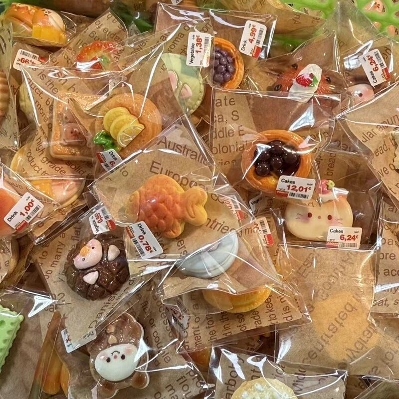 ミニケーキのデザートパンは独立して包装します。|undefined