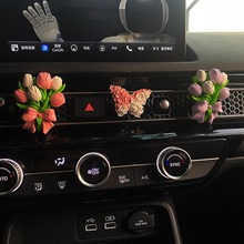 新款汽车香水香薰 车内装饰摆件香氛郁金香蝴蝶花扩香石饰品批发