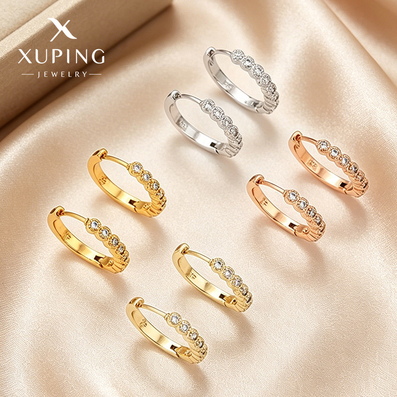 Xuping aleación de cobre chapado en blanco incrustado una sola fila de zircon simple auriculares de moda aretes geométricos clásicos auriculares mayoristas