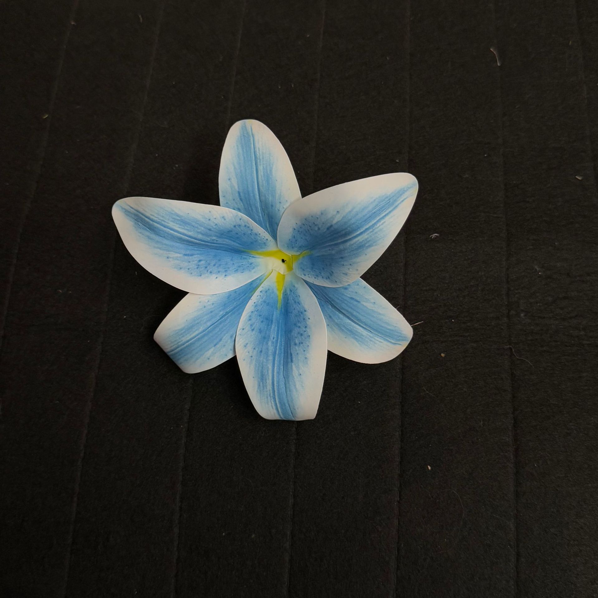 파란색